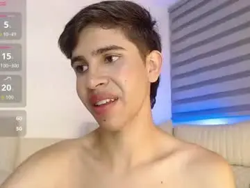 Chaturbate Best live sex cam show of joshua_saenz_