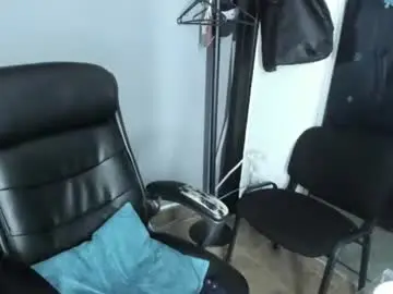 Chaturbate Live Sex Cam of elizabeth__demie