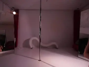 Chaturbate Free Porn Cam of _meganmeow_
