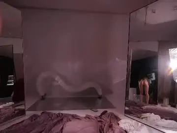 Chaturbate Live Porn of _meganmeow_