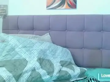 Chaturbate Live Sex Cam of samara_wish