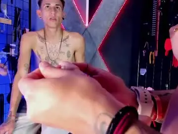 Chaturbate Live Porn of luy_bdsm_