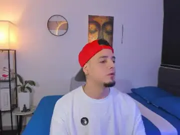 Chaturbate Live Sex Cam of kendel_dimitri