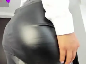 Chaturbate Watch Live Sex Cams of paulina_dossantos
