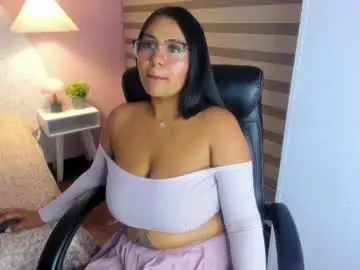 Chaturbate Adult Video Chat of tammara_brm