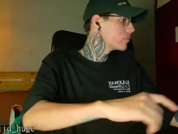 Chaturbate Live Porn of daviid_huge