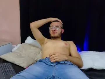 Chaturbate Adult Video Chat of matia_zelvya