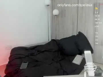 Chaturbate Live Sex of miaspell