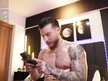 Chaturbate Live Sex Cam of davidd_blake