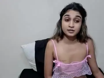 Chaturbate Live Sex Cam of amber_rose06