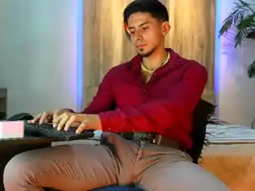 Chaturbate Private Sex Chat of andrew_elliot