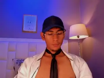 Chaturbate Live Sex Cam of nick_collins20