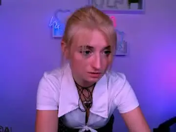 Chaturbate Best live sex cam show of misskaraa