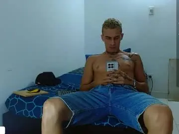 Chaturbate Free Live Porn of bray_hotboy