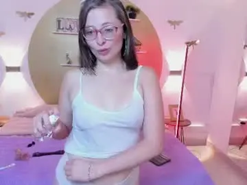 Chaturbate Nude Webcam of lenna_phillips