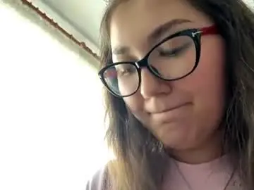 Chaturbate Free Live Porn of minavibe