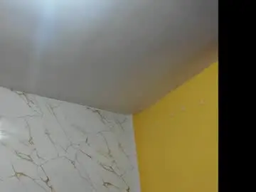 Chaturbate Adult Video Chat of emelyjones92