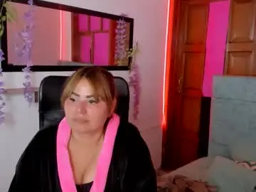 Chaturbate Sex Cam of julieta_star69