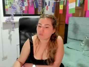 Chaturbate Adult Video Chat of julieta_star69