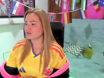 Chaturbate Best live sex cam show of julieta_star69