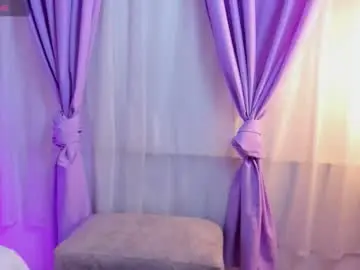 Chaturbate Live Sex Cam of alexia_frox