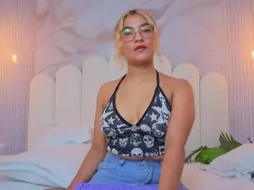 Chaturbate Live Porn of evaa_honey