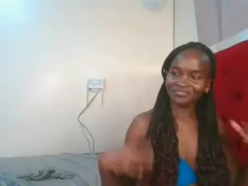 Chaturbate Sex Cam of petite_luxe1