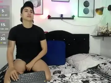 Chaturbate Live Porn of thomas_and_lyan