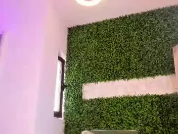 Chaturbate Free Porn Cam of hotfallingdevil