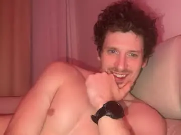 Chaturbate Live Sex of johnylongstrokes