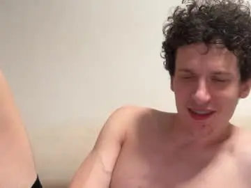 Chaturbate Live Porn of johnylongstrokes