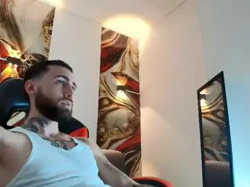 Chaturbate Free Porn Cam of luke_davis01