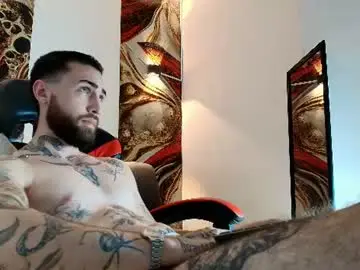 Chaturbate Free Porn Cam of luke_davis01