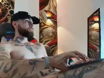 Chaturbate Watch Live Sex Cams of luke_davis01