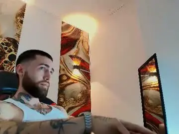 Chaturbate Free Porn Cam of luke_davis01