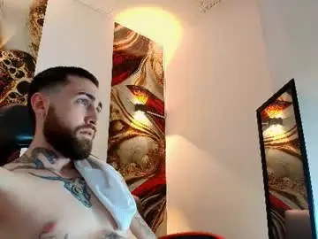 Chaturbate Best live sex cam show of luke_davis01