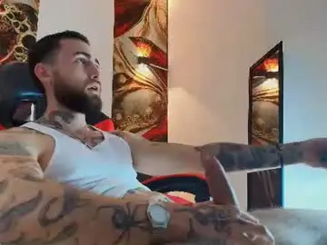 Chaturbate Free Live Porn of luke_davis01