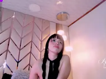 Chaturbate Live Porn of raven_luxx