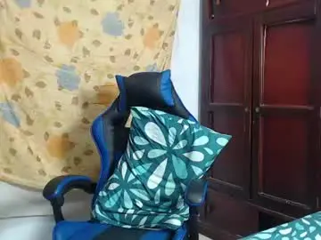 Chaturbate Watch Live Sex Cams of alice_julls