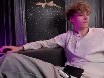 Chaturbate Best live sex cam show of curlytwinkboy