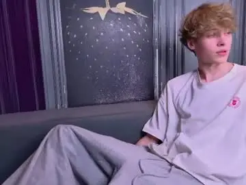 Chaturbate Nude Webcam of curlytwinkboy