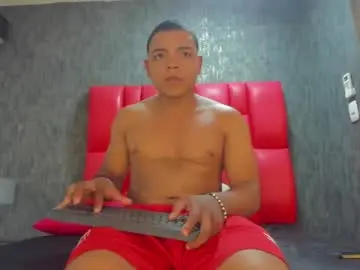 Chaturbate Live Porn of levifiree