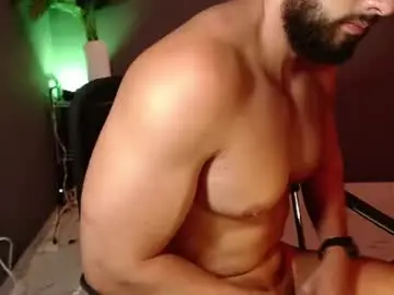 Chaturbate Live Porn of chris_magnum_
