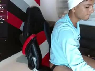 Chaturbate Sex Cam of apolo_xxx1