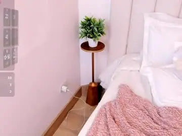 Chaturbate Live Sex Cam of lindseyconnors