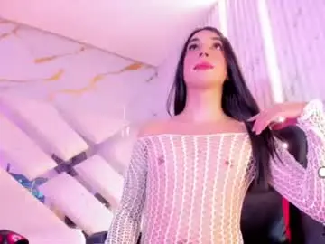Chaturbate Live Sex Cam of isa_villa