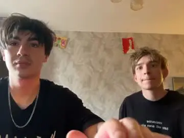 Chaturbate Live Sex Cam of stralght_twinks