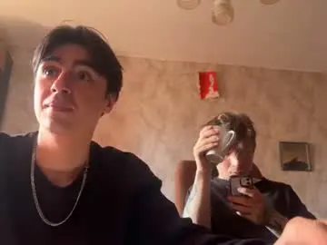 Chaturbate Watch Live Sex Cams of stralght_twinks