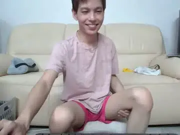 Chaturbate Live Sex Cam of mamagaga19
