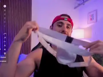 Chaturbate Sex Cam of maximo_wolf1
